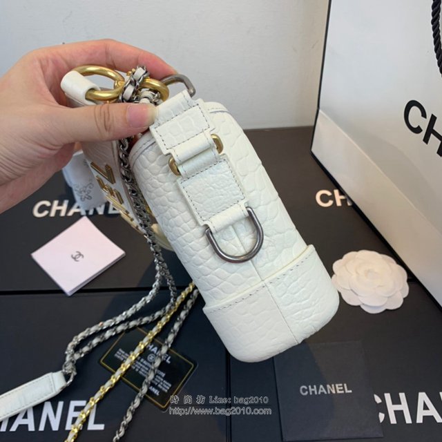Chanel女包 91810 2019新款 Chanel Gabrielle鱷魚流浪包 皮裹鏈條 香奈爾肩背包 香奈兒流浪包  djc2620